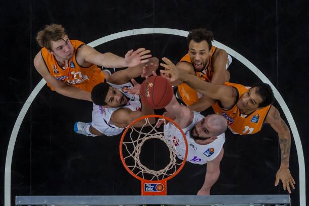 为球队抢下 为球队抢下