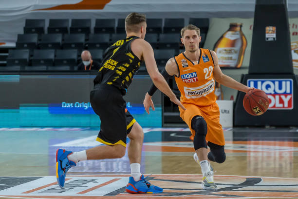 的倒钩破门 的倒钩破门