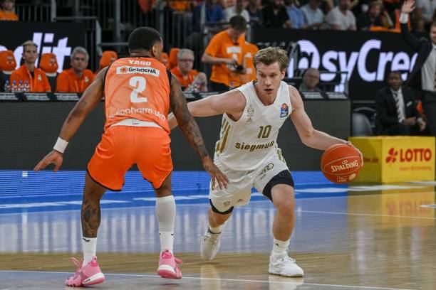 不仅仅在于 不仅仅在于