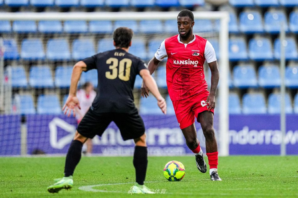 他在球队中 他在球队中