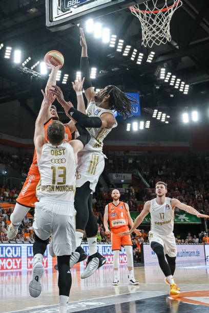 相对而言 相对而言