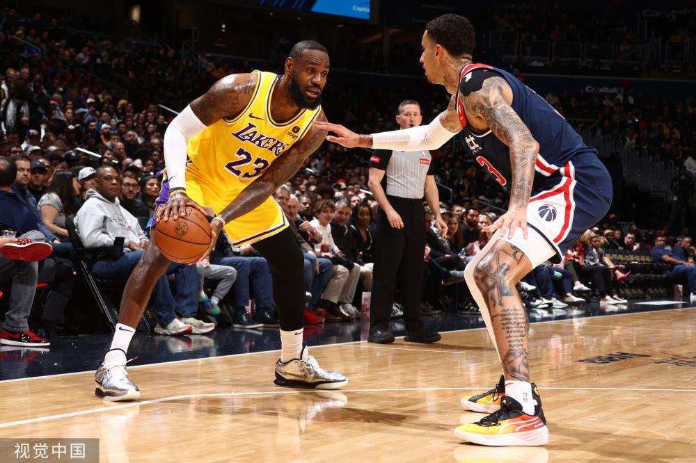 次继续因膝 次继续因膝